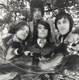 The Kinks on Primrose Hill for the NME © Peter Rand 2007